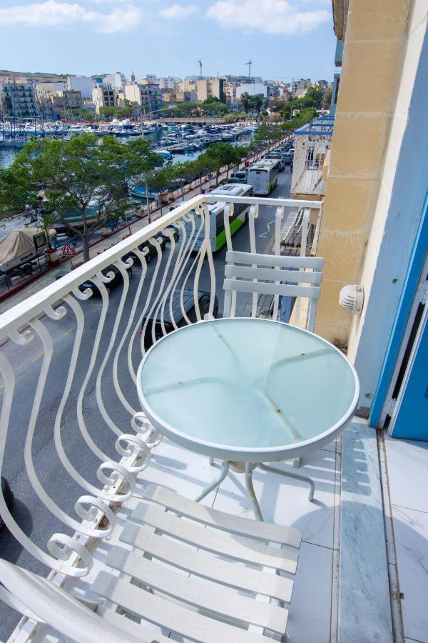 Seafront Room Мсида Экстерьер фото